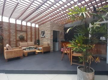 Casa de 4 habitaciones, Quito · Casa de 4 Habitaciones de 250 m² en Venta en Cumbayá La Primavera Ruta Viva
