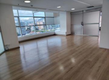 Oficina comercial , Quito · Arriendo Oficina, 125 m², en La Av Orellana
