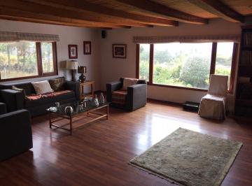 Casa de 1 habitación, Quito · Casa en Venta - Camino a Nayón Calle Eugenio de Santa Cruz y Espejo Casa S/n