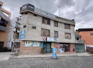 Casa de 10 habitaciones, Quito · Casa Rentera en Venta - Sector Carapungo