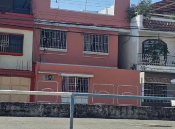 Casa de 7 habitaciones, Guayaquil · Vendo Casa Rentera en El Norte, Ciudadela Orellana, todo Alquilado. Oportunidad