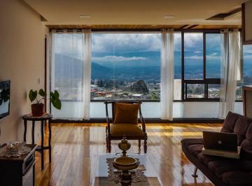 Departamento · 159m² · 3 Habitaciones · 2 Estacionamientos · Departamento en Venta 3 Dorm. 159 m² Vista Panorámica Sector Conocoto