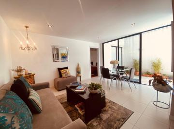 Departamento de 1 habitación, Quito · Suite de 60 m² Más Patio y 2 Parqueaderos de Venta en La Carolina