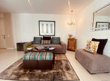 Departamento de 1 habitación, Quito · Suite de 60 m² Más Patio y 2 Parqueaderos de Venta en La Carolina