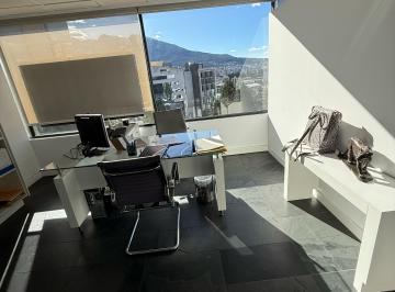 Oficina comercial , Quito · Venta de Oficina en La 12 de Octubre Altura de La Plaza Artigas