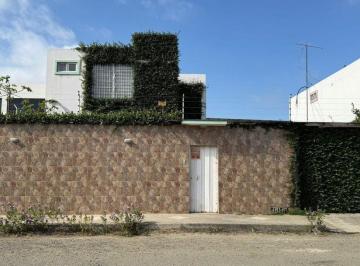 Casa de 3 habitaciones, Manta · Casa de Venta en Manta Zona Norte Elegole
