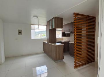 Departamento de 3 habitaciones, Quito · Departamento en Venta 3 Dorm. Sector Las Casas Re/max Futuro