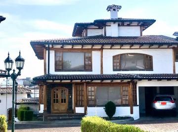 Casa de 3 habitaciones, Quito · Vendo Casa Soñada, en Conjunto Cerca Colegios, Martin Cerere, Sek y Otros
