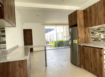 Casa de 3 habitaciones, Esmeraldas · Se Vende Casa Vacacional en Tonsupa a Estrenar