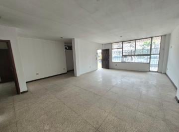 Casa de 3 habitaciones, Guayaquil · Venta de Condominio en La Kennedy Cerca de Policentro
