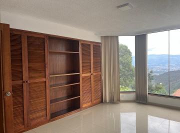 Suite de 1 habitación, Quito · Rento Suite Semiamoblada con Linda Vista en La Av González Suarez.