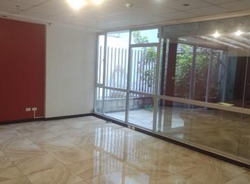 Oficina comercial , Quito · Hermosa Oficina 82 m² en Av República del Salvador