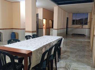 Departamento de 4 habitaciones, Quito · Departamento 4 Habitaciones/ Sector Alma Lojana Monjas/ $200