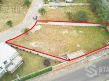 Terreno / Lote · 1226m² · Venta de Terreno, Sector Tumbaco - Cerca Hilacril Plaza.