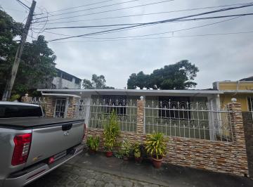 Casa de 3 habitaciones, Guayaquil · Vendo Casa Rn Alborada, Conjunto Cerrado, 1 Planta, Parqueo Seguro
