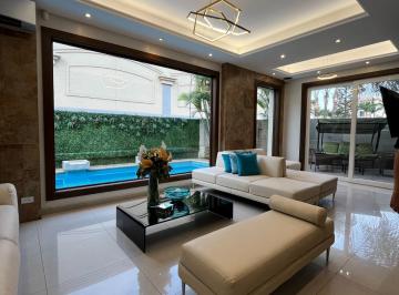 Casa de 4 habitaciones, Guayaquil · Ciudad Colon - Casa Esquinera de Lujo en Venta - Norte de Gquil