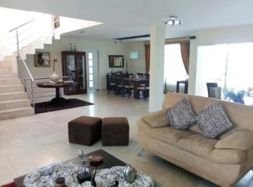 Casa de 3 habitaciones, Quito · Vendo Casa Grande de 378 m² 3 Dorm. Master Urb. Condado Segunda Etapa