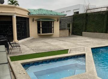Casa de 3 habitaciones, Guayaquil · Una Planta Amplia Casa de 4 Habitaciones Área Social con Piscina, Terreno 800 m