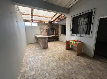 Casa · 260m² · 8 Habitaciones · 1 Estacionamiento · Venta de Casa Esquinera Dividida en Tres Casas Adosadas en La Libertad Salinas, 8 Habitaciones m. H