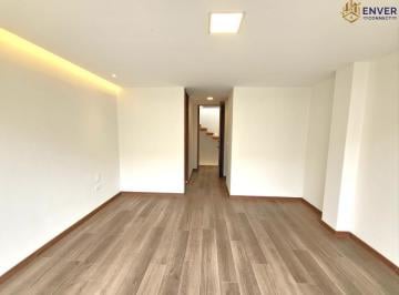 Casa de 3 habitaciones, Cuenca · Casa en Challuabamba