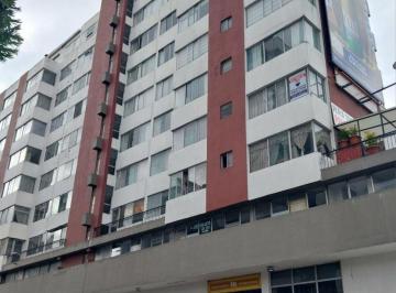 Departamento de 3 habitaciones, Quito · Departamento en Venta Edificio El Triangulo Setor La Pradera