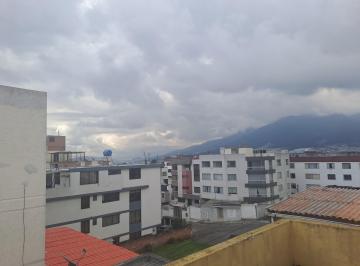 Casa de 14 habitaciones, Quito · Vendo Casa Rentera Sector Solca
