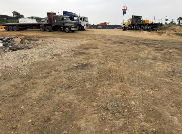 Terreno / Lote , Guayaquil · Terreno en Alquiler 4282 M²| Av Franscisco de Orellana| Al Pie de La Vía