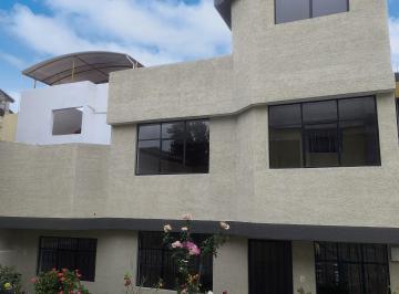 Casa de 5 habitaciones, Quito · Calderón Casa con 5 Habitaciones