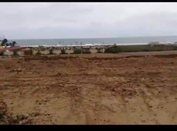 Terreno / Lote , Jipijapa · Terreno 36.000 m² en Venta - Puerto Cayo, Manabí