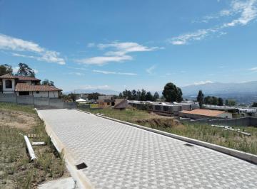 Terreno / Lote , Quito · Excelente Ubicación Para Construir La Casa de Tus Sueños