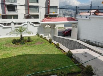 Casa de 4 habitaciones, Quito · Hermosa Casa Duplex Independiente en Venta con Jardines 4 Dorm. Sala Tv