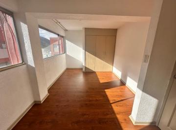 Departamento de 3 habitaciones, Quito · Vendo Departamento Junto Supermaxi Carcelen 3 Dorm.
