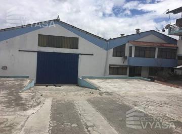 Bodega-Galpón · 600m² · Panamericana Norte - Cerca Al Intercambiador de Carapungo, Bodega en Renta de 600 m²