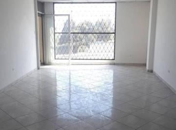Oficina comercial · 45m² · 1 Estacionamiento · Carcelen - Intercambiador Linda Oficina de Renta 45 m²