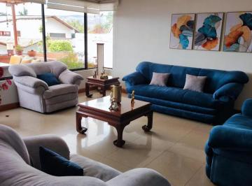 Departamento de 4 habitaciones, Quito · Rento Departamento en San Isidro