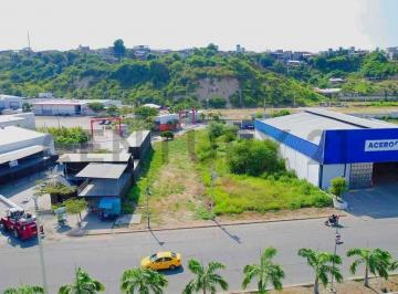 Terreno / Lote · 1m² · Terreno de Oportunidad en Manta