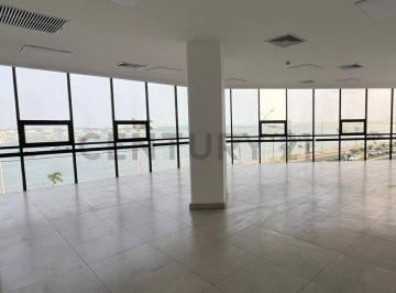 Oficina comercial · 3729m² · Alquiler de Oficinas en Manta, El Malecon