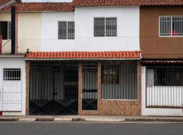 Casa · 78m² · 3 Habitaciones · 1 Estacionamiento · Casa en Mucho Lote 2 - con 3 Dorm.