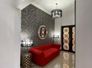 Casa de 5 habitaciones, Guayaquil · Alquiler Casa Dos Plantas/ Urdesa Central/uso Comercial