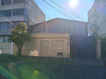 Bodega-Galpón , Quito · Vendo Galpon con Oficina 290 m² Constr. y 313 m² Terreno Kennedy