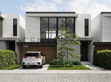 Casa · 134m² · 3 Habitaciones · 1 Estacionamiento · Casa de Venta en Daule de 3 Dorm.