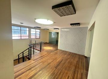 Edificio-Hotel-Fabrica de 1 habitación, Quito · Arriendo Sector Whimper La Paz Excelente Edificio de Tres Pisos