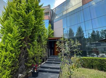 Casa de 4 habitaciones, Quito · Venta Casa 4 Dormitoros Guapulo Norte de Quito