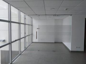 Oficina comercial de 1 habitación, Guayaquil · Skybuilding Alquilo Oficina 66 m² - Total Incluido Parqueo - Junto Al Aeropuerto
