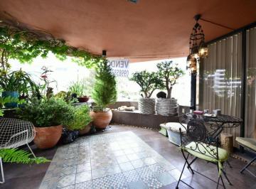 Departamento · 270m² · 3 Habitaciones · 2 Estacionamientos · Vendo Departamento Remodelado Moderno Whimper y La Coruña $260.000