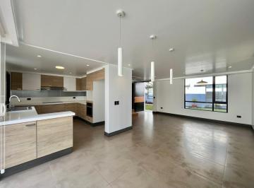 Casa · 136m² · 3 Habitaciones · 2 Estacionamientos · Casa de Renta/ Venta en Tumbaco Sector La Morita