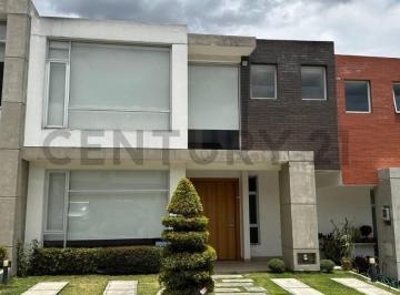 Casa · 175m² · 3 Habitaciones · 1 Estacionamiento · Casa en Venta, Sector El Arenal. Tumbaco