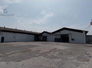 Bodega-Galpón · 3200m² · 50 Estacionamientos · Alquiler de Galpón en Vía a Daule, Sector Industrial. G. P