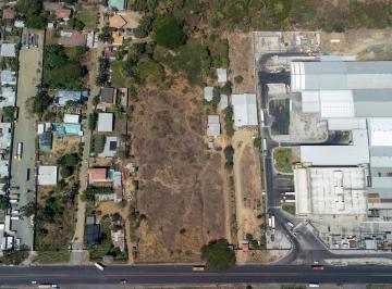 Terreno / Lote , Guayaquil · En Venta Terreno en La Vía a Daule 7.490 m² - K. Aguirre