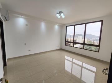 Casa de 4 habitaciones, Guayaquil · Venta Casa de Oportunidad – Urbanizacion Las Cumbres – Doble Garita (Wl)